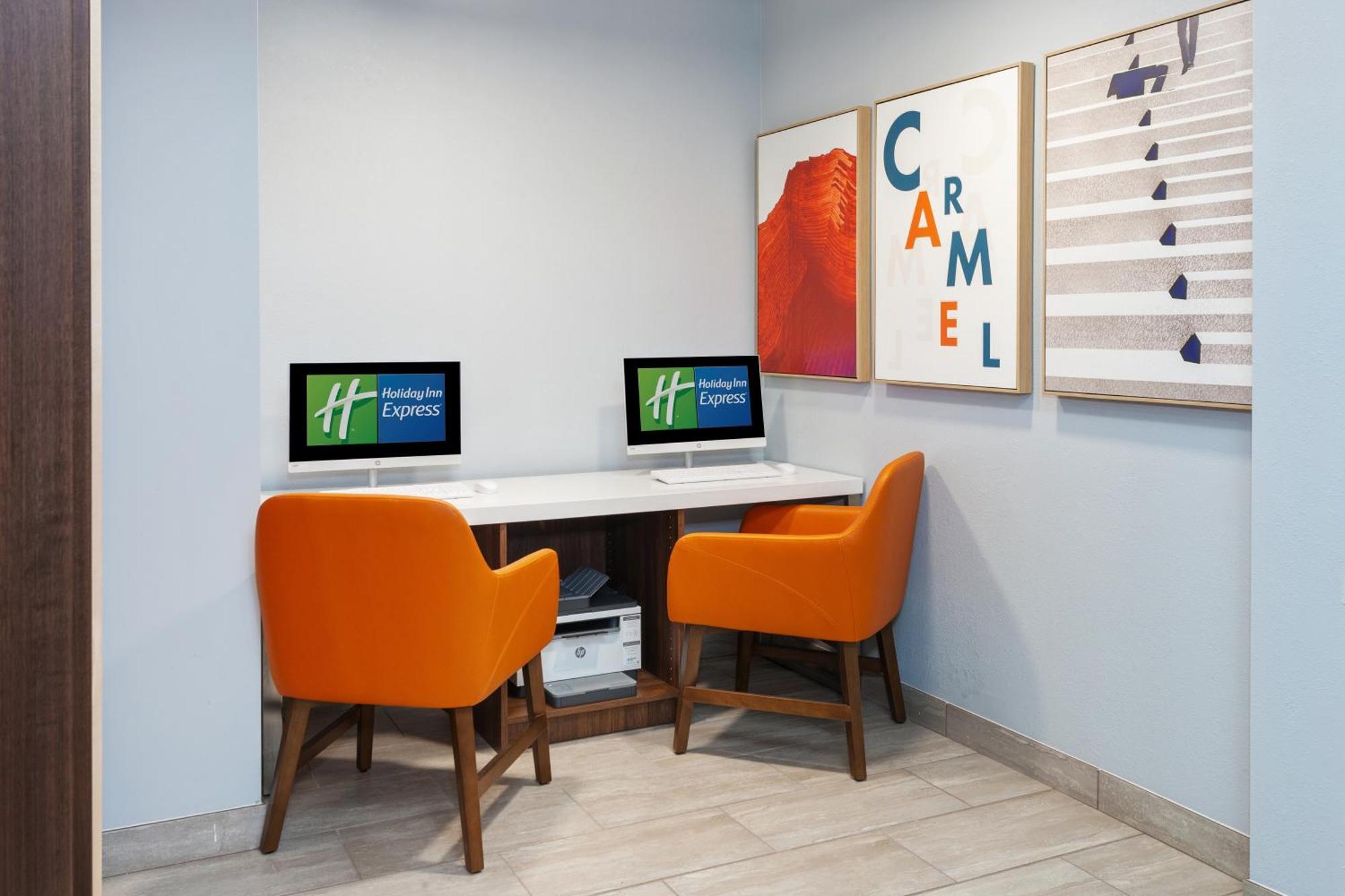 Holiday Inn Express & Suites Carmel North - Westfield By Ihg Exterior photo
