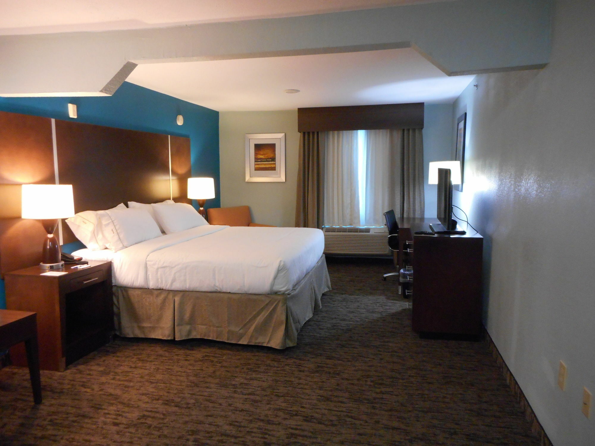 Holiday Inn Express & Suites Carmel North - Westfield By Ihg Exterior photo